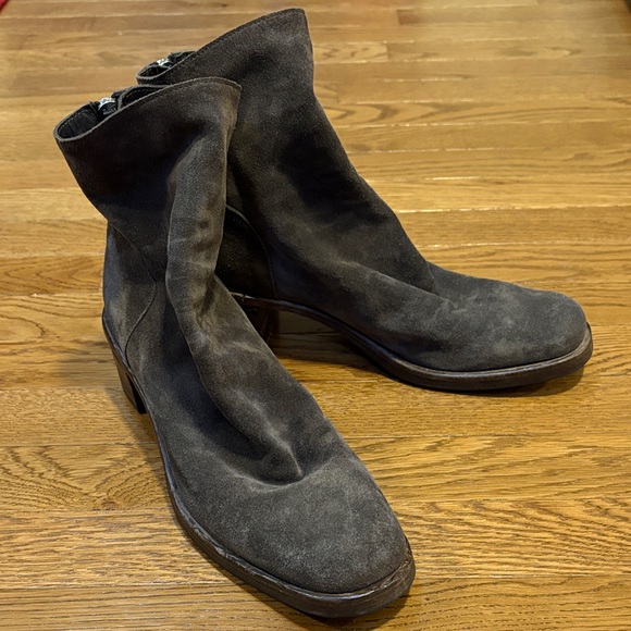 ShoroBrown Suede Zip Up Heeled Boots Women’s Sie 41 US 11 Vero Cuoio